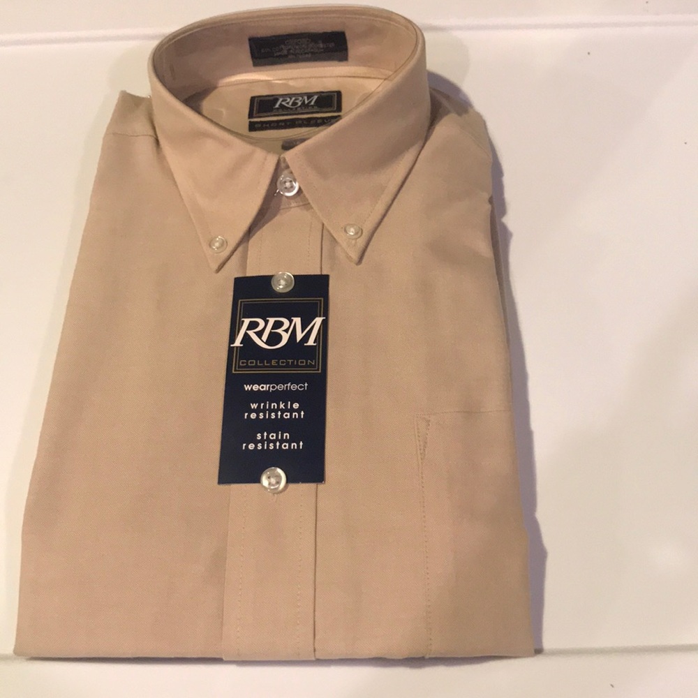 RBM Collection Men’s NWT Tan Short Sleeve Shirt